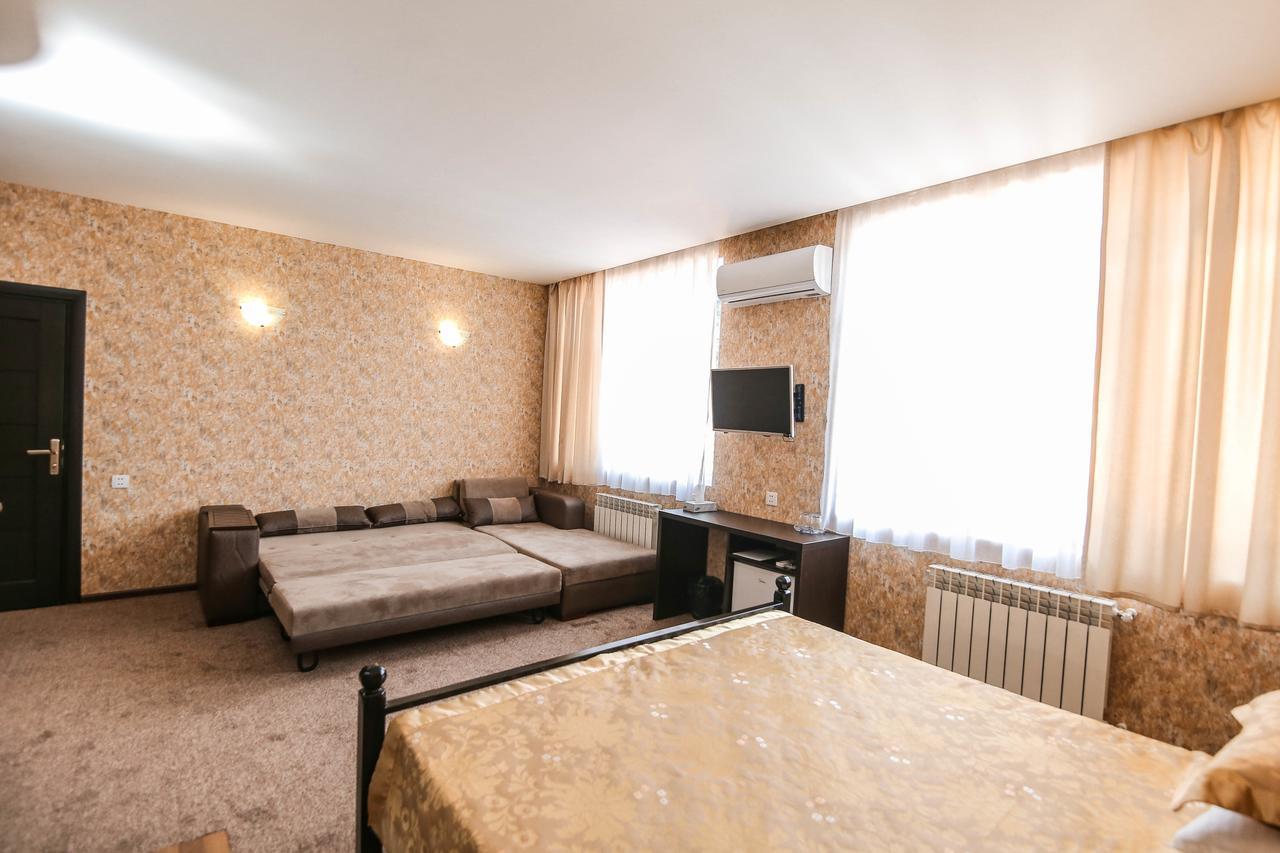 Evim Otel ザカタラ エクステリア 写真